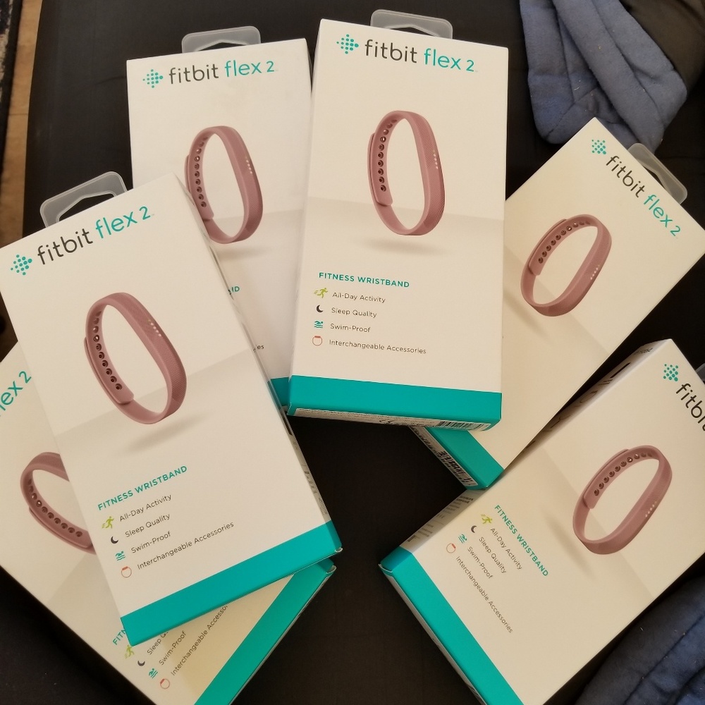*****SOLD*****Waterproof fitbit flex 2